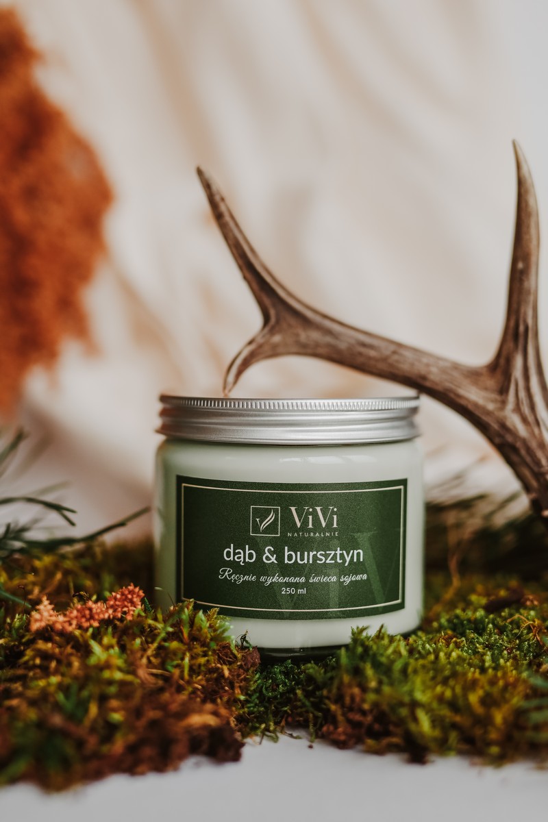 Dąb & bursztyn - naturalna świeca sojowa